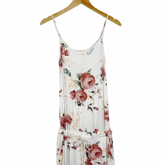 12 By Mon Ami Jumpsuit Spaghetti Strap Rose Floral Pattern - Picture 6 of 15